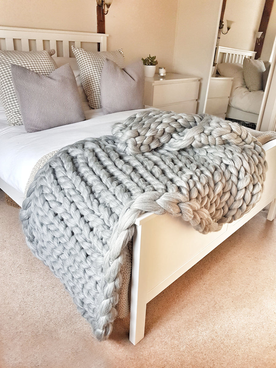 Chunky Knit Blanket Grey - Main Image